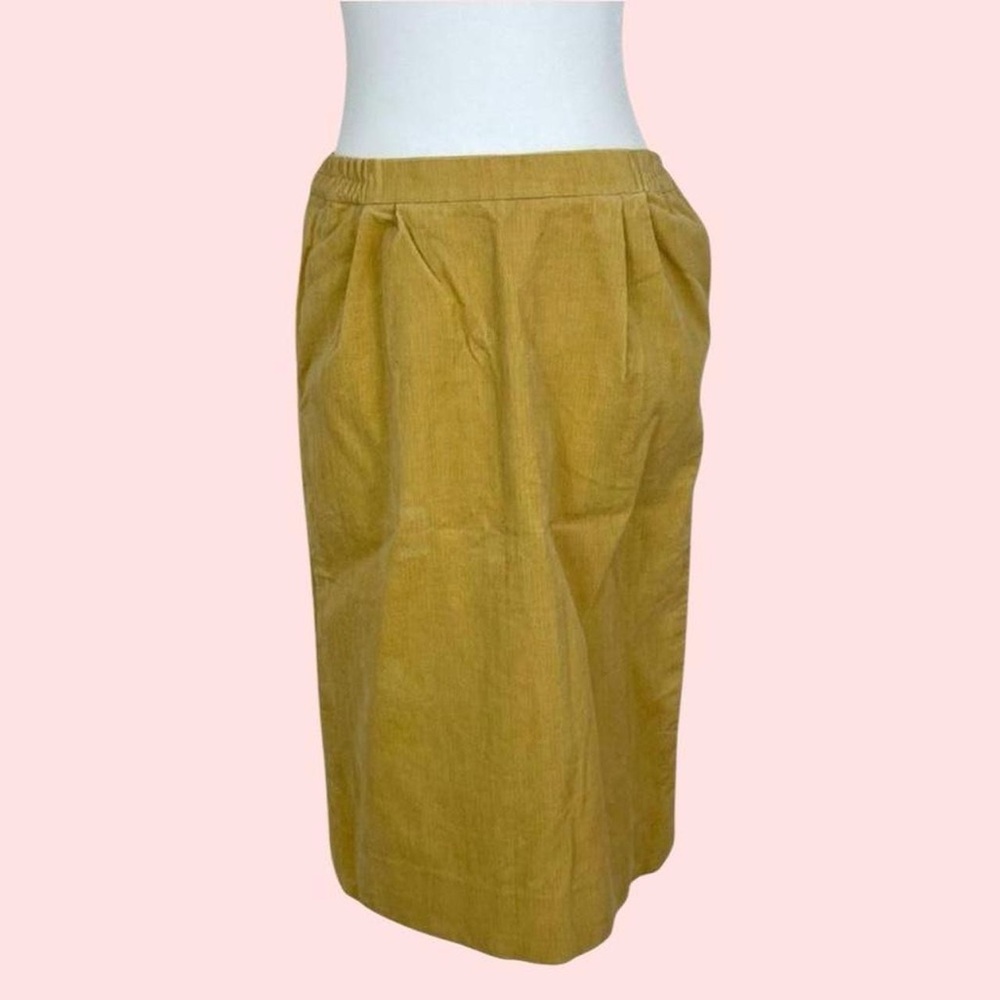 VINTAGE TAN CORDUROY SKIRT